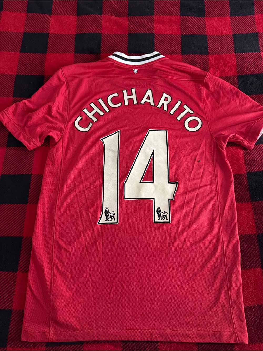 VINTAGE Manchester United #14 Chicharito 2011-12 Nike Premier League Home Jersey